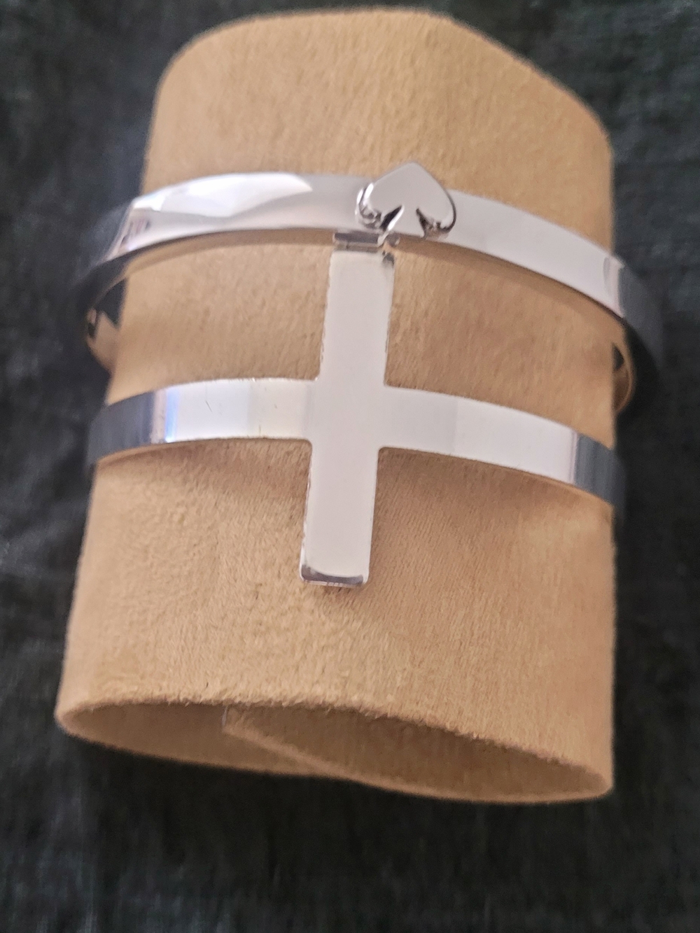 KATE SPADE OPENABLE BANGLE & SILVER CROSS CUFF BANGLE